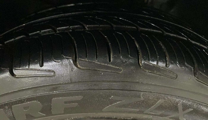 2022 Tata Tiago XT CNG, CNG, Manual, 58,017 km, Right Front Tyre Tread
