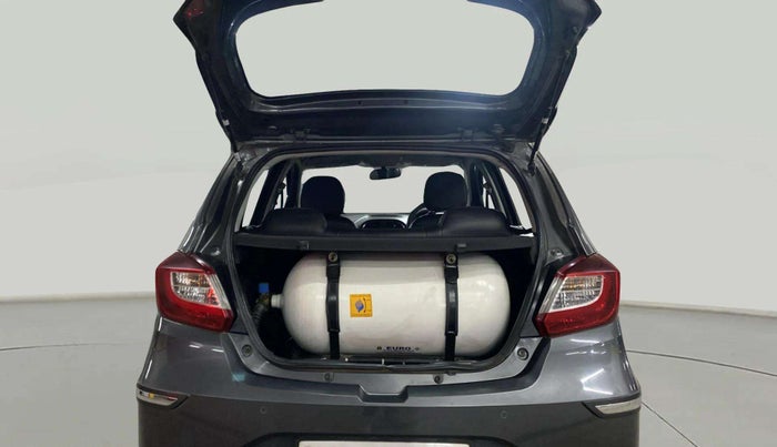 2022 Tata Tiago XT CNG, CNG, Manual, 58,017 km, Boot Inside
