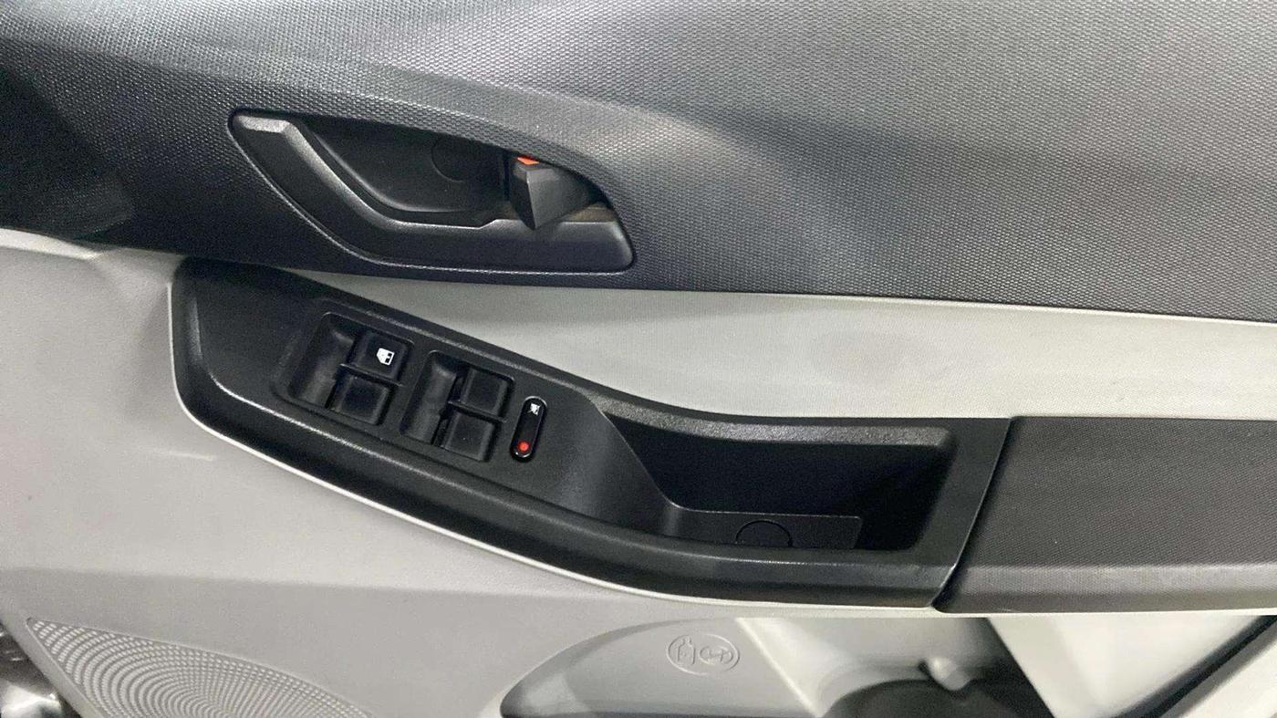 2022 Tata Tiago XT CNG, CNG, Manual, 58,017 km, Driver Side Door Panels Control