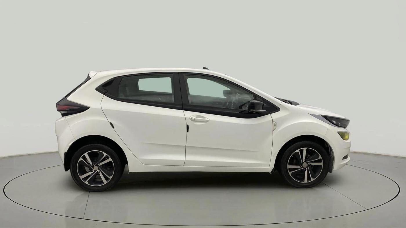 2022 Tata ALTROZ XZ PETROL, Petrol, Manual, 75,087 km, Right Side View