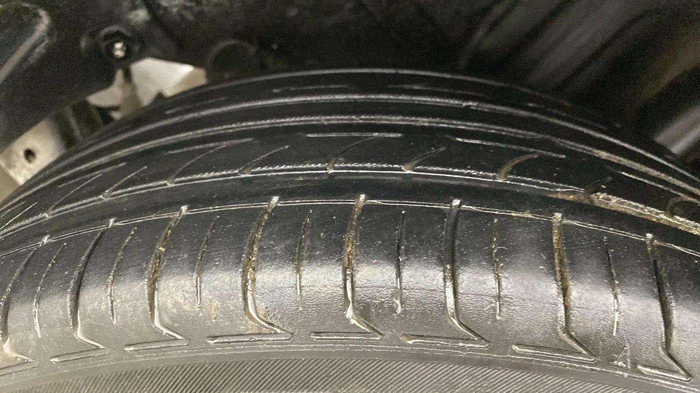 2022 Tata ALTROZ XZ PETROL, Petrol, Manual, 75,087 km, Left Rear Tyre Tread