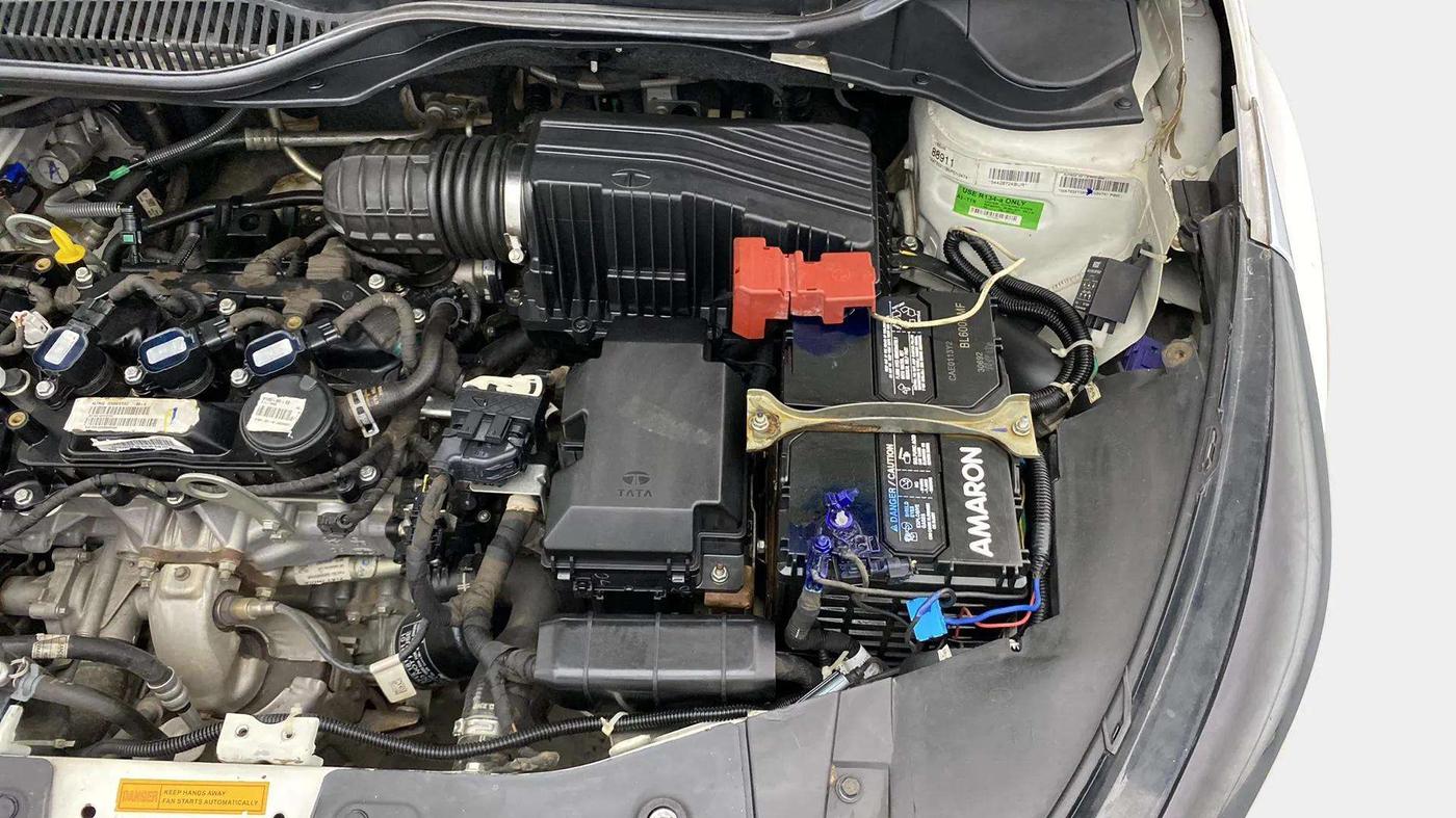 2022 Tata ALTROZ XZ PETROL, Petrol, Manual, 75,087 km, Engine View - Left
