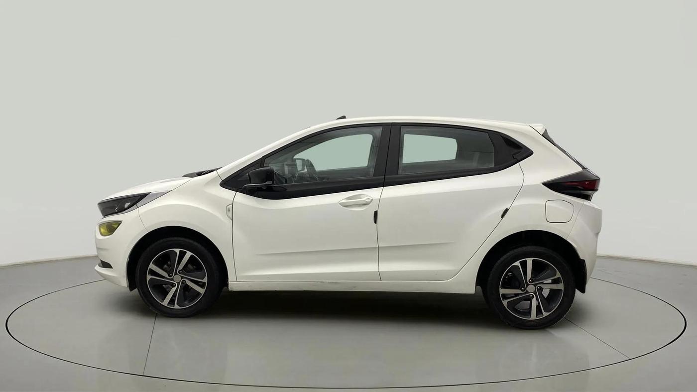 2022 Tata ALTROZ XZ PETROL, Petrol, Manual, 75,087 km, Left Side