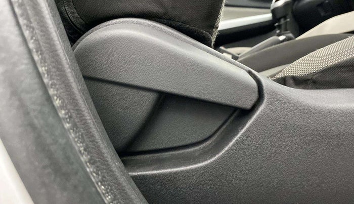 2021 Nissan MAGNITE XE, Petrol, Manual, 7,993 km, Driver Side Adjustment Panel