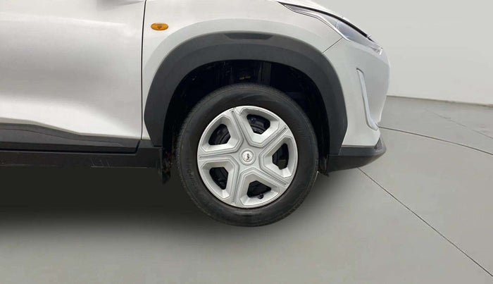 2021 Nissan MAGNITE XE, Petrol, Manual, 7,993 km, Right Front Wheel