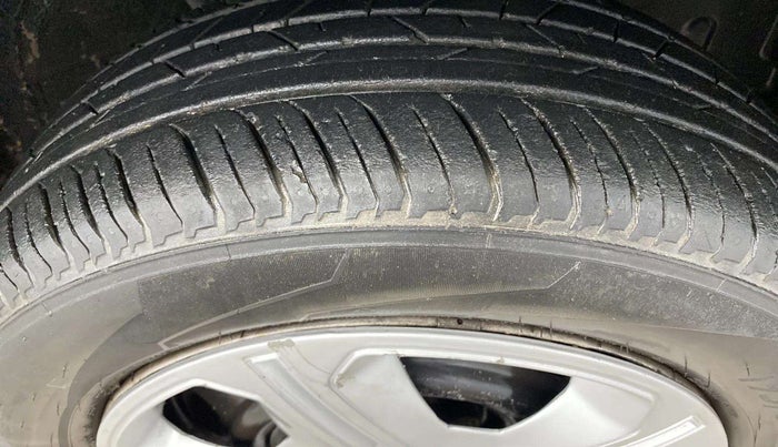 2021 Nissan MAGNITE XE, Petrol, Manual, 7,993 km, Right Front Tyre Tread