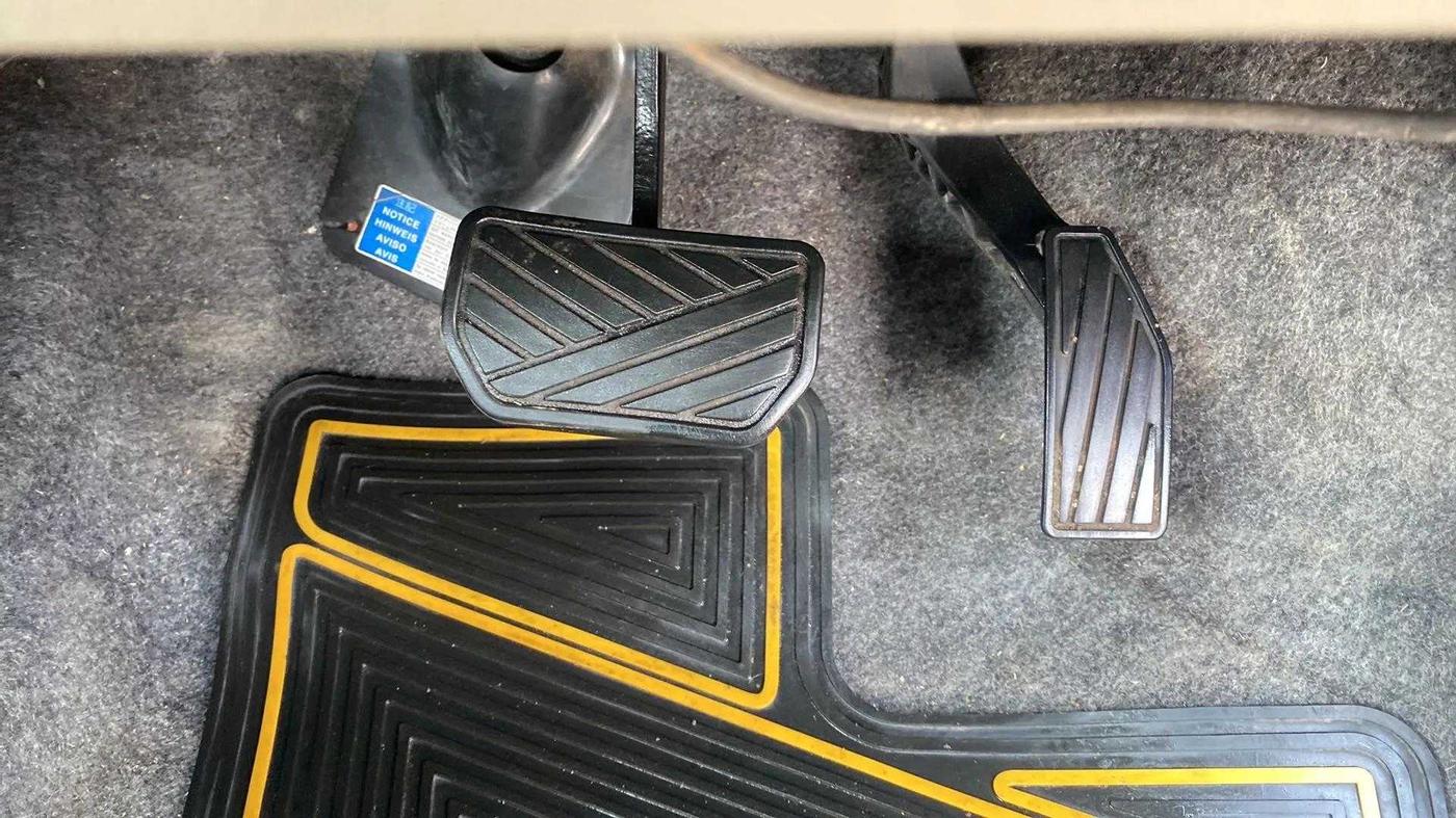 2018 Maruti Alto K10 VXI (O) AMT, Petrol, Automatic, 23,228 km, Pedals