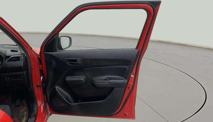2018 Maruti Swift LXI, Petrol, Manual, 21,095 km, RHS Front Door