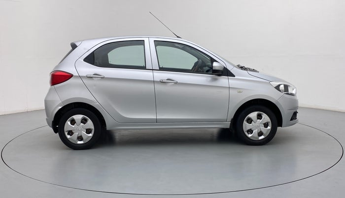 2018 Tata Tiago XT 1.2 REVOTRON, Petrol, Manual, 64,918 km, Right Side View