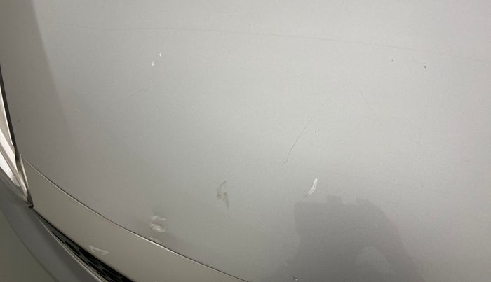 2018 Tata Tiago XT 1.2 REVOTRON, Petrol, Manual, 64,918 km, Bonnet (hood) - Minor scratches