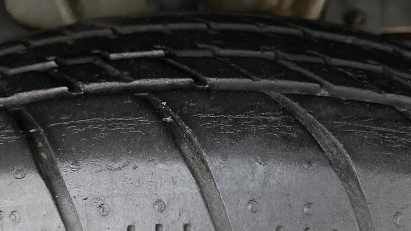 2018 Tata Tiago XT 1.2 REVOTRON, Petrol, Manual, 64,918 km, Right Front Tyre Tread
