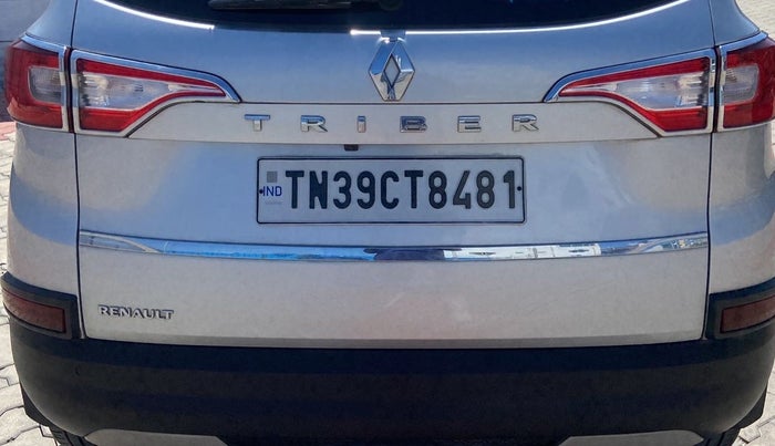2022 Renault TRIBER RXZ, Petrol, Manual, 26,587 km, Dicky (Boot door) - Slightly dented