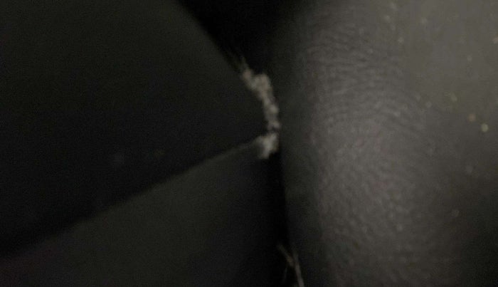 2018 Hyundai Creta SX AT 1.6 PETROL, Petrol, Automatic, 30,446 km, Second-row right seat - Seat belt minor torn