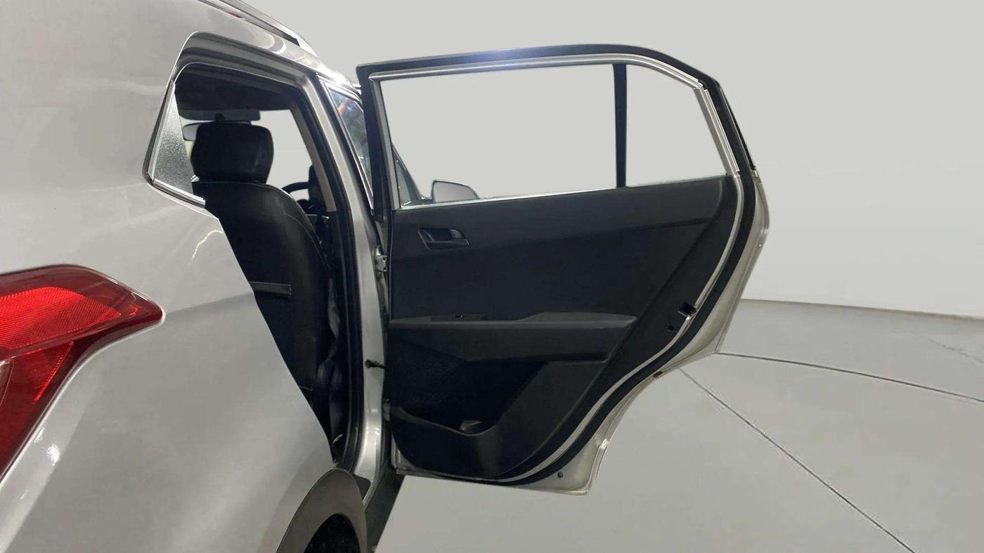 2018 Hyundai Creta E PLUS 1.6 PETROL, Petrol, Manual, 74,350 km, RHS Rear Door