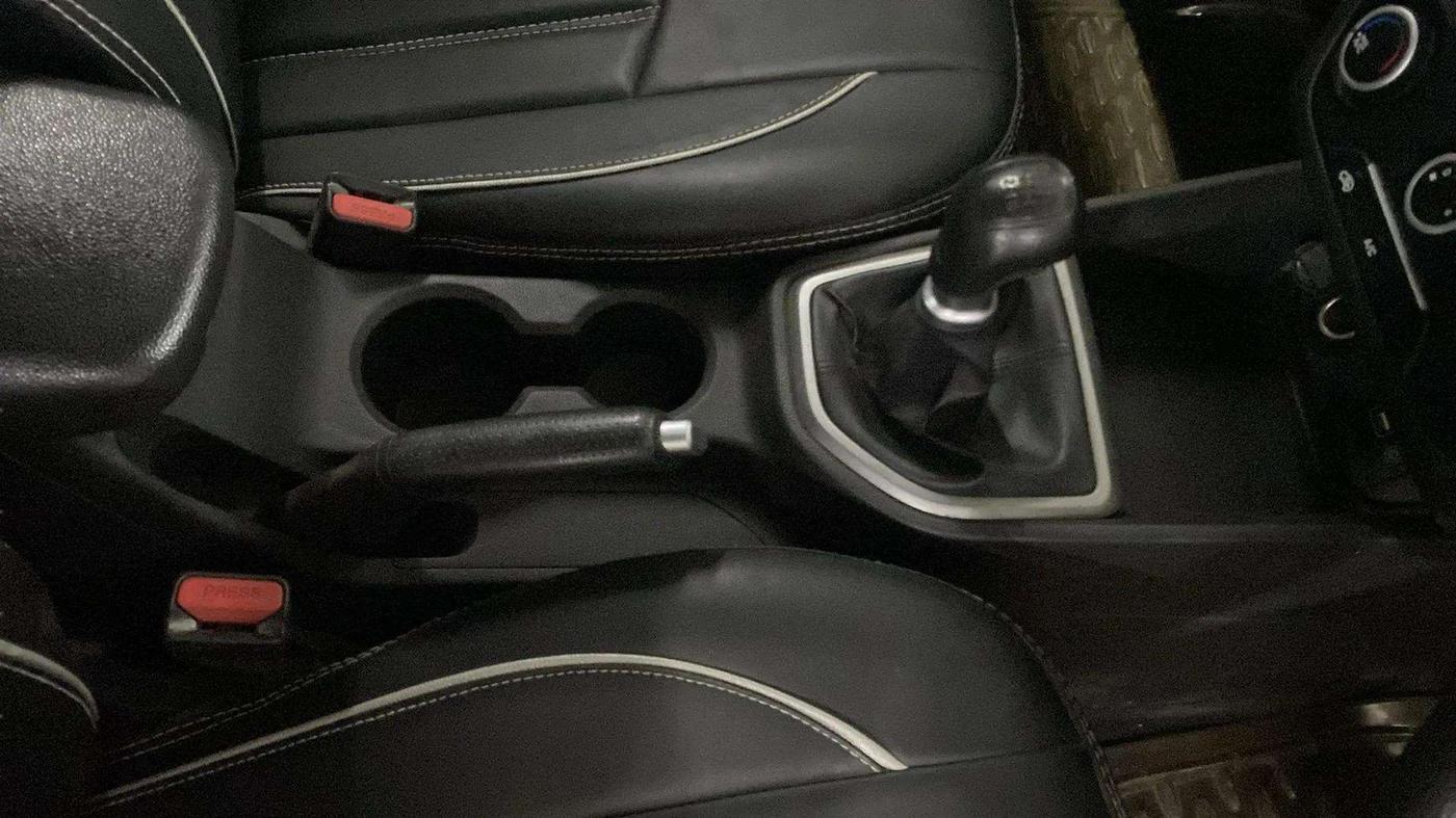2018 Hyundai Creta E PLUS 1.6 PETROL, Petrol, Manual, 74,350 km, Gear Lever