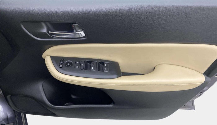 2020 Honda City 1.5L I-VTEC ZX, Petrol, Manual, 68,276 km, Driver Side Door Panels Control