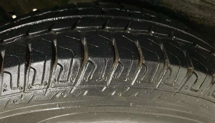 2018 Maruti Wagon R 1.0 LXI CNG, CNG, Manual, 20,605 km, Right Rear Tyre Tread