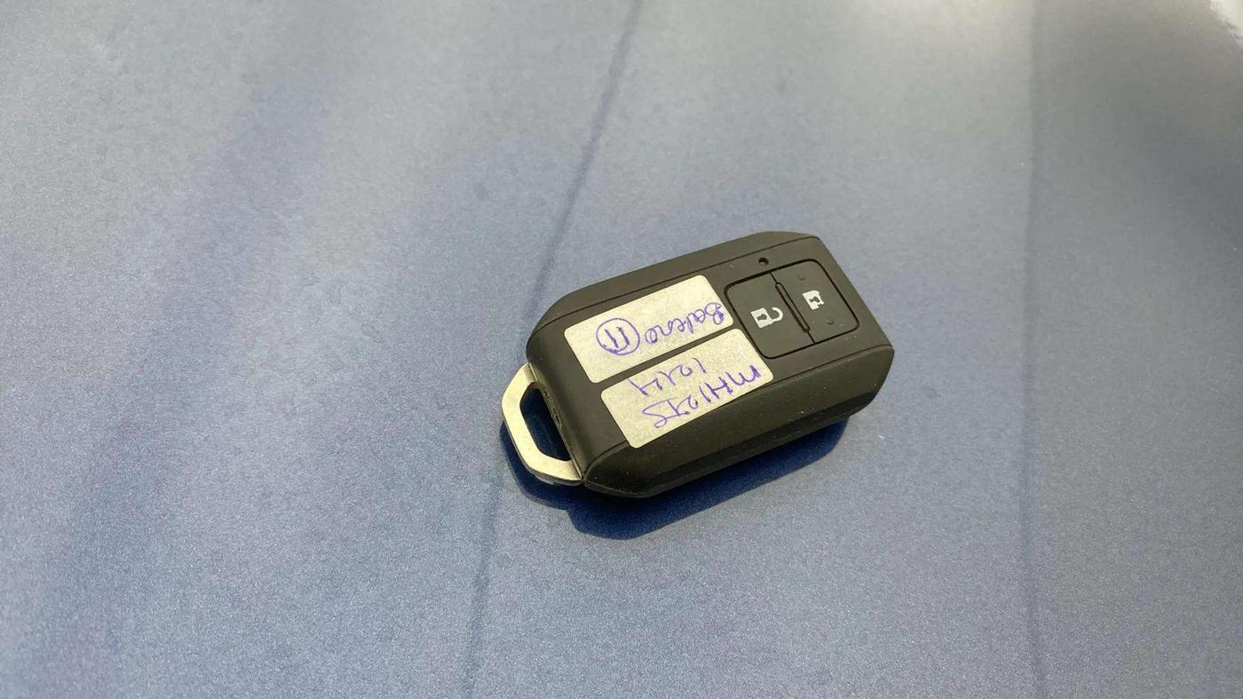 2021 Maruti Baleno ZETA CVT PETROL 1.2, Petrol, Automatic, 20,245 km, Key Close Up