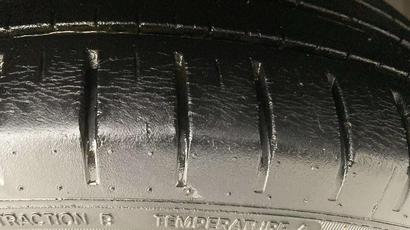 2021 Maruti Baleno ZETA CVT PETROL 1.2, Petrol, Automatic, 20,245 km, Right Rear Tyre Tread