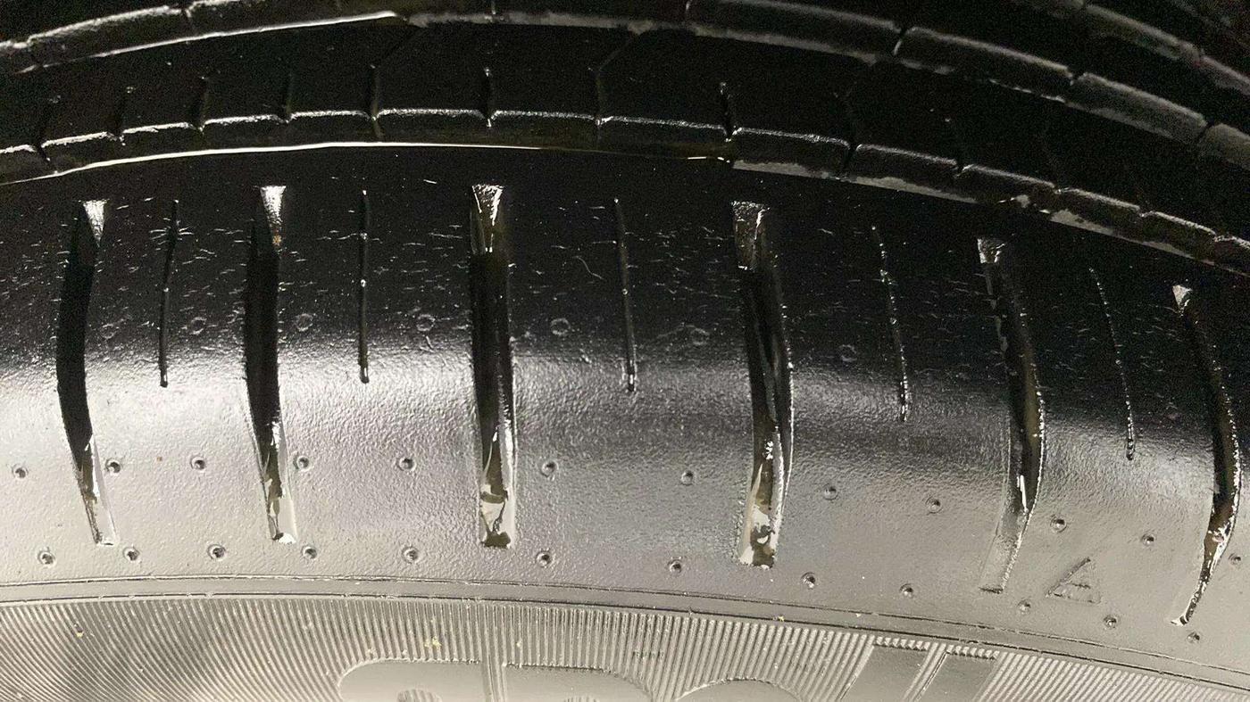 2021 Maruti Baleno ZETA CVT PETROL 1.2, Petrol, Automatic, 20,245 km, Left Rear Tyre Tread