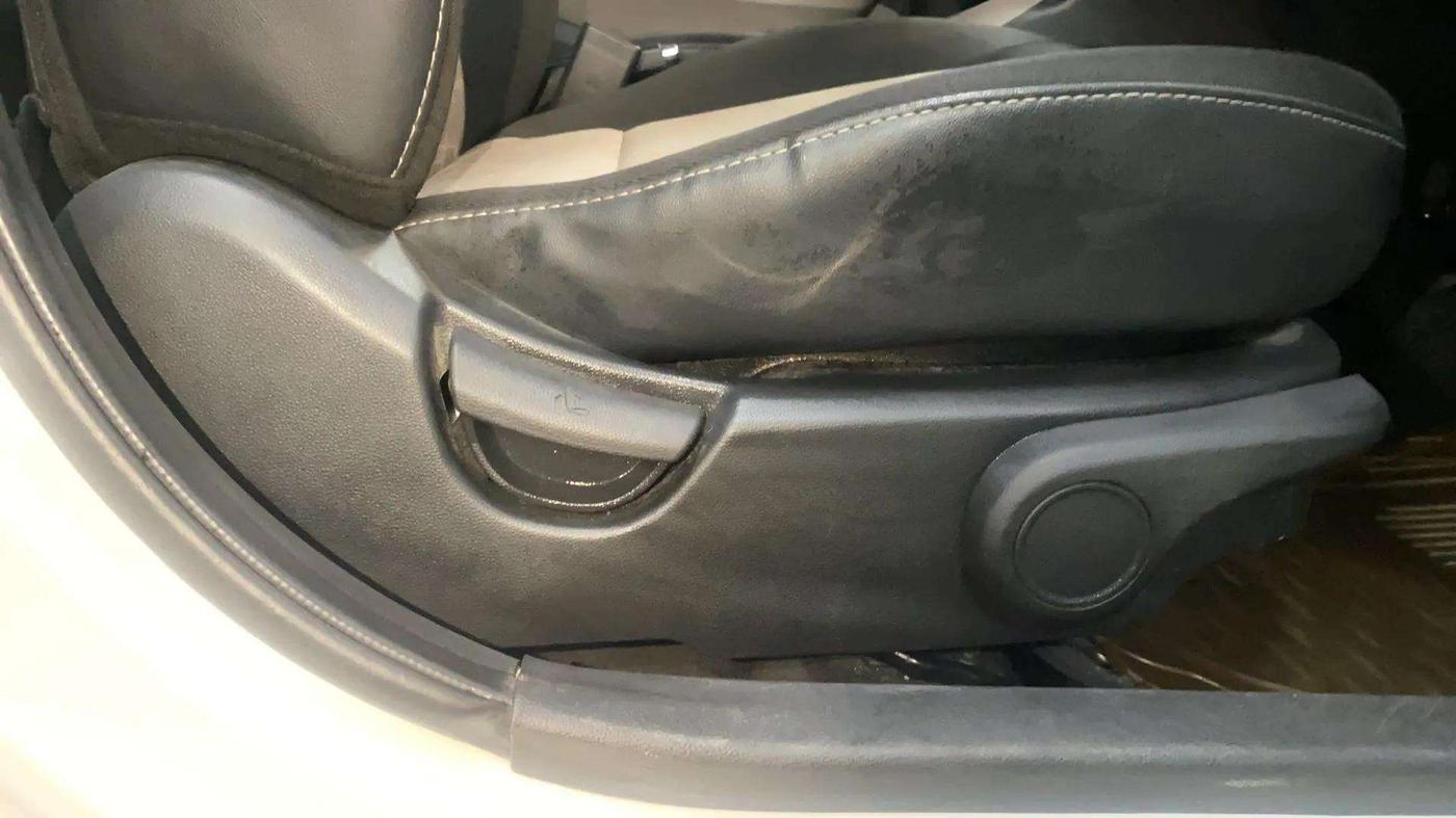 2015 Hyundai Grand i10 ASTA 1.2 KAPPA VTVT, Petrol, Manual, 37,103 km, Driver Side Adjustment Panel