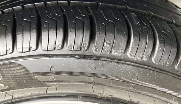 2014 Honda Amaze 1.2L I-VTEC S, Petrol, Manual, 19,053 km, Right Rear Tyre Tread