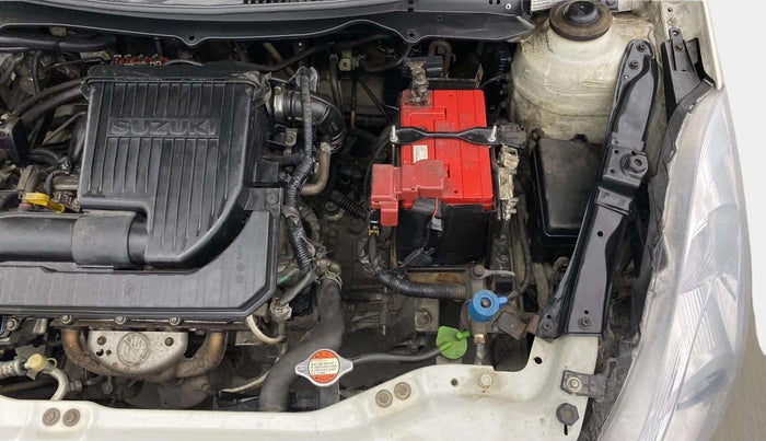 2015 Maruti Swift ZXI, CNG, Manual, 1,02,492 km, Engine View - Left