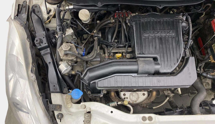 2015 Maruti Swift ZXI, CNG, Manual, 1,02,492 km, Engine View - Right