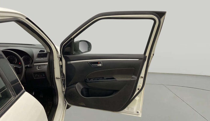 2015 Maruti Swift ZXI, CNG, Manual, 1,02,492 km, RHS Front Door