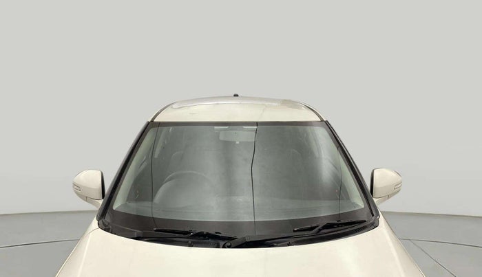 2015 Maruti Swift ZXI, CNG, Manual, 1,02,492 km, Front Windshield