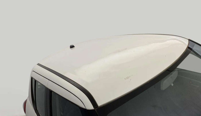 2015 Maruti Swift ZXI, CNG, Manual, 1,02,492 km, Roof - Slightly dented