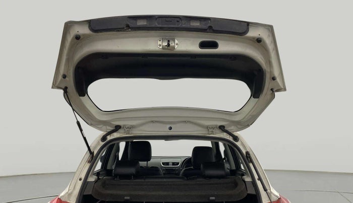 2015 Maruti Swift ZXI, CNG, Manual, 1,02,492 km, Boot Door Open