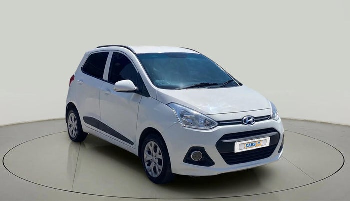 2015 Hyundai Grand i10 SPORTZ 1.2 KAPPA VTVT, Petrol, Manual, 67,931 km, Right Front Diagonal