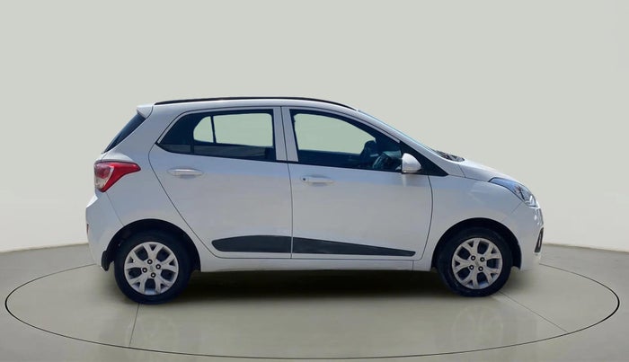 2015 Hyundai Grand i10 SPORTZ 1.2 KAPPA VTVT, Petrol, Manual, 67,931 km, Right Side View
