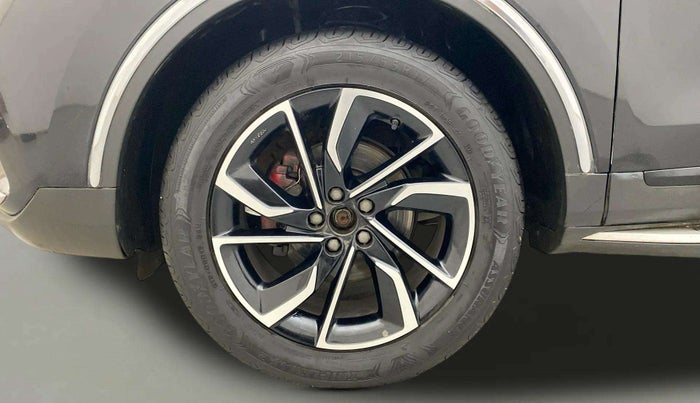 2022 MG ASTOR SAVVY 1.3 TURBO AT S RED, Petrol, Automatic, 29,192 km, Left Front Wheel