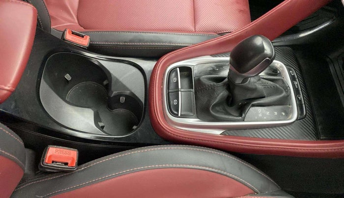 2022 MG ASTOR SAVVY 1.3 TURBO AT S RED, Petrol, Automatic, 29,192 km, Gear Lever