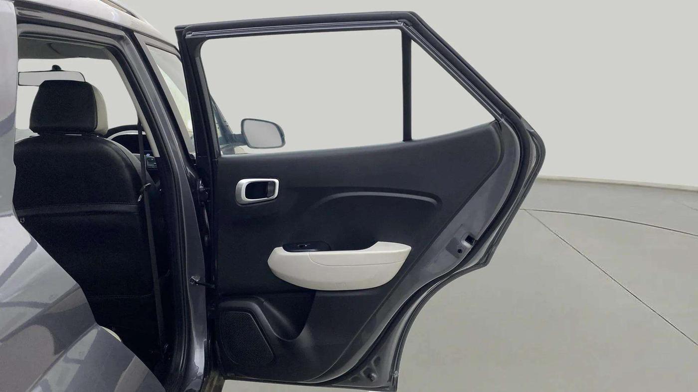 2022 Hyundai VENUE S(O) 1.2, Petrol, Manual, 9,377 km, RHS Rear Door