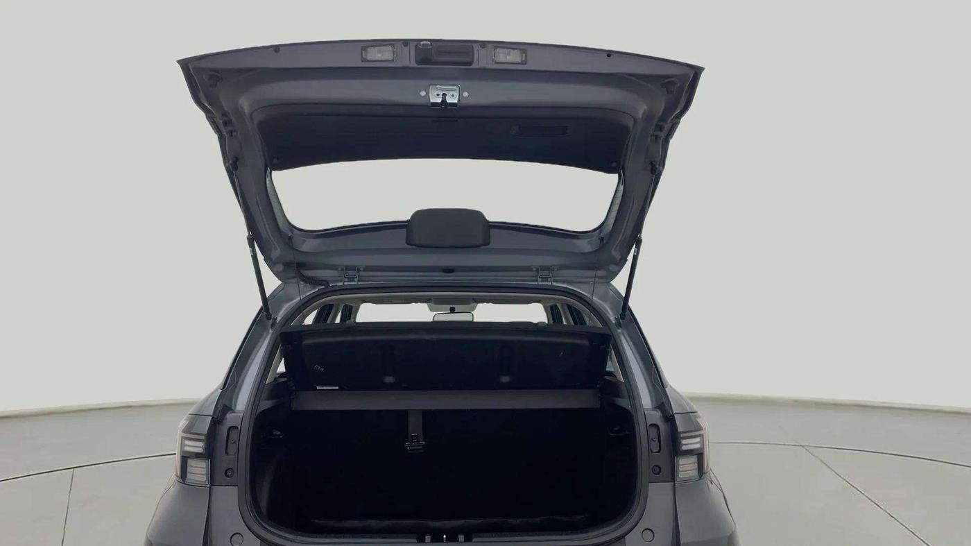 2022 Hyundai VENUE S(O) 1.2, Petrol, Manual, 9,377 km, Boot Door Open