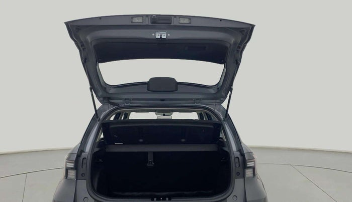 2022 Hyundai VENUE S(O) 1.2, Petrol, Manual, 9,377 km, Boot Door Open
