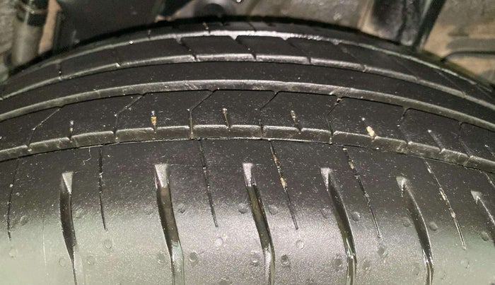 2022 Hyundai VENUE S(O) 1.2, Petrol, Manual, 9,377 km, Left Rear Tyre Tread