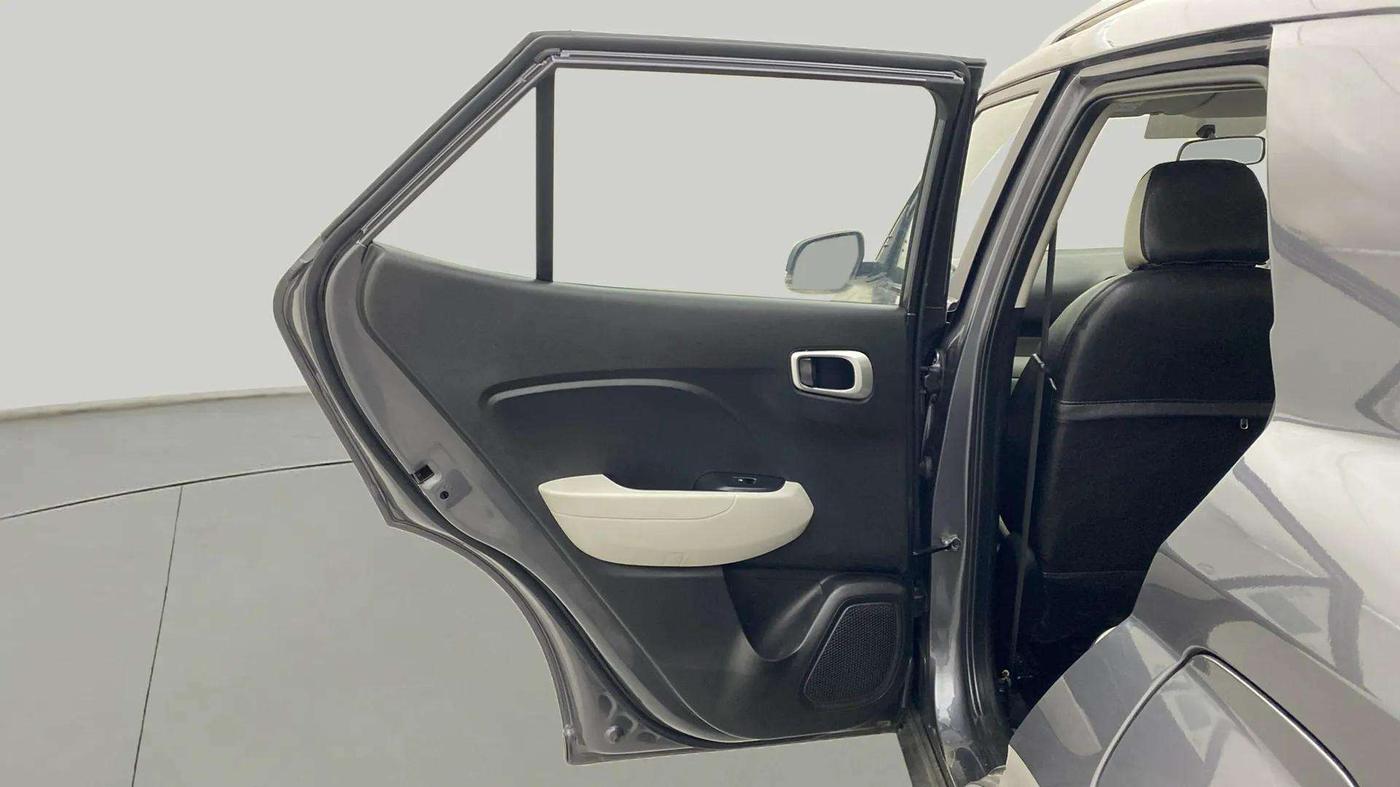 2022 Hyundai VENUE S(O) 1.2, Petrol, Manual, 9,377 km, LHS Rear Door
