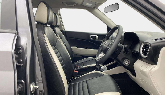 2022 Hyundai VENUE S(O) 1.2, Petrol, Manual, 9,377 km, Right Side Front Door Cabin