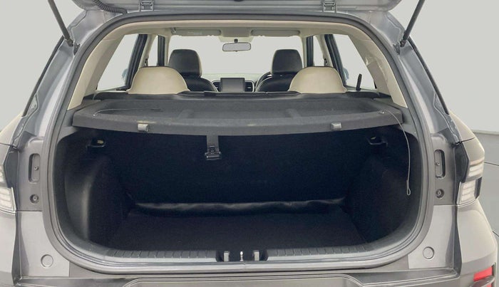2022 Hyundai VENUE S(O) 1.2, Petrol, Manual, 9,377 km, Boot Open Zoomed View