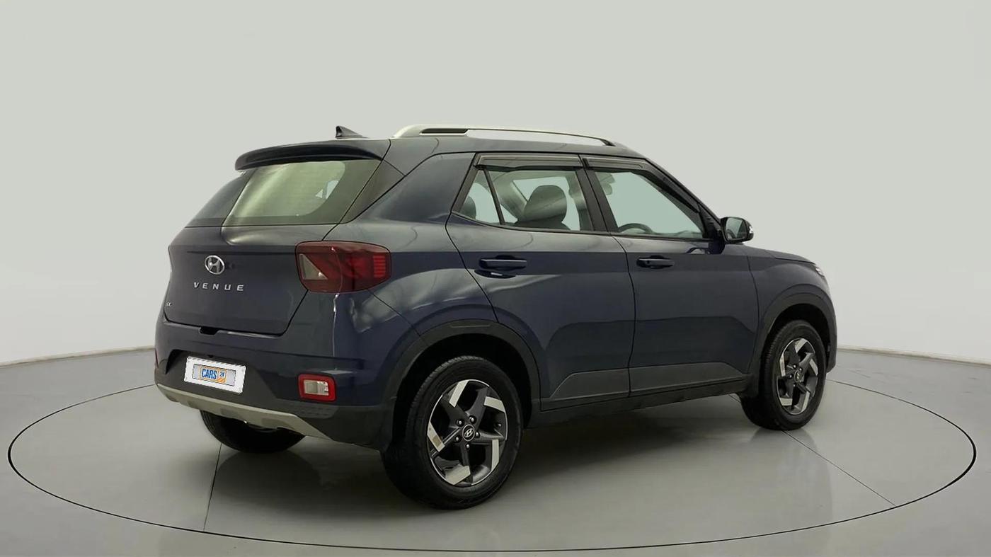 2022 Hyundai VENUE SX 1.5 CRDI, Diesel, Manual, 50,640 km, Right Back Diagonal