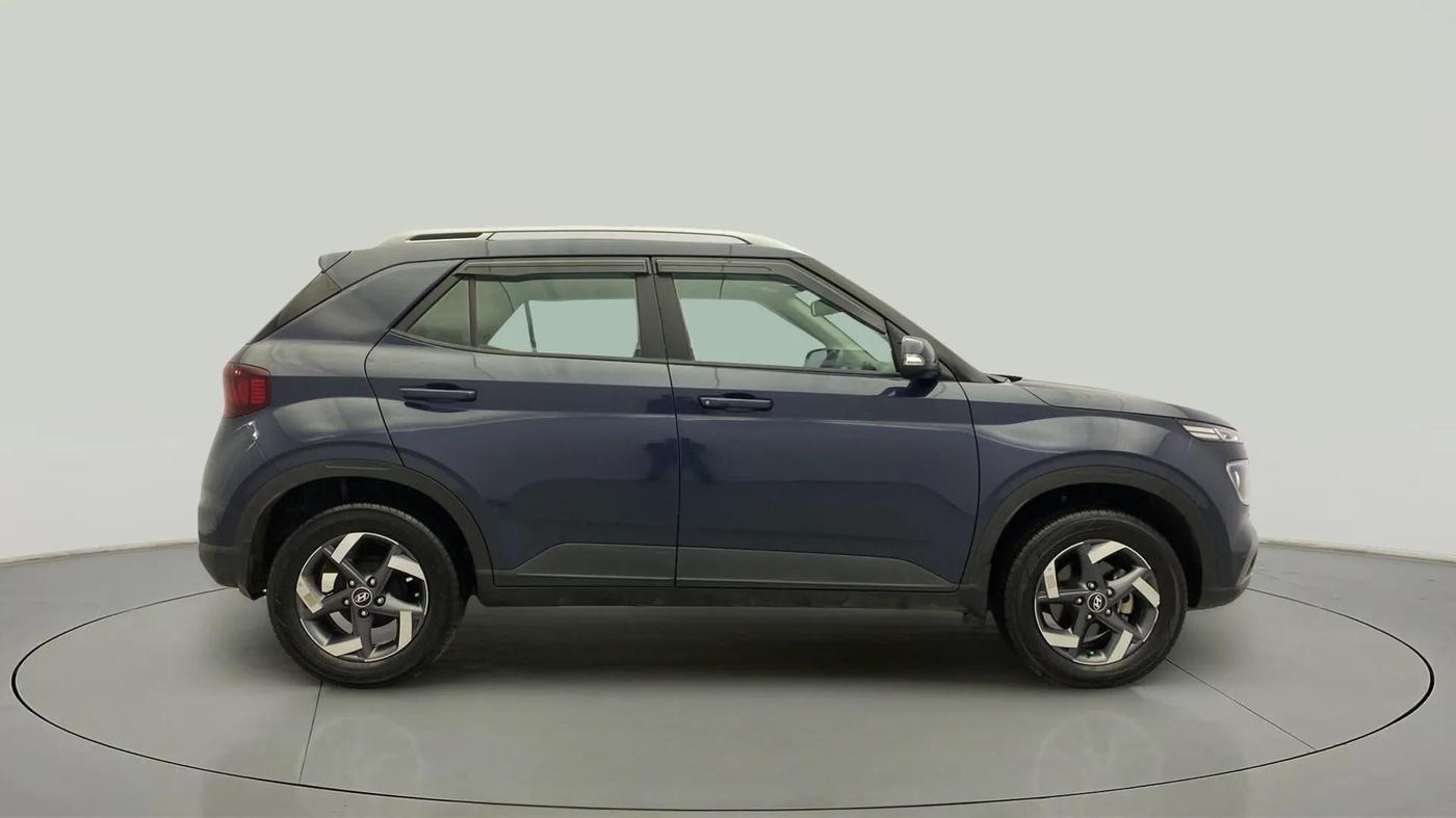 2022 Hyundai VENUE SX 1.5 CRDI, Diesel, Manual, 50,640 km, Right Side View