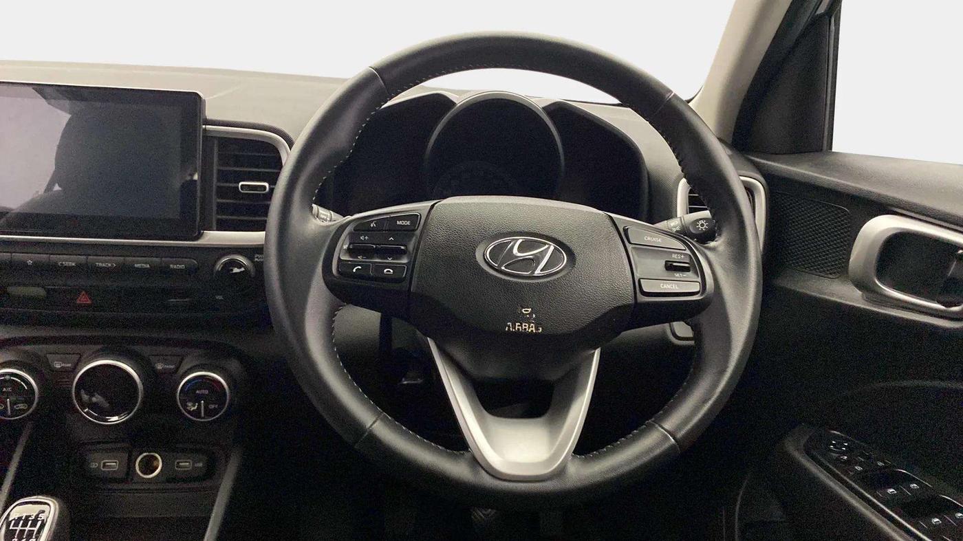 2022 Hyundai VENUE SX 1.5 CRDI, Diesel, Manual, 50,640 km, Steering Wheel Close Up