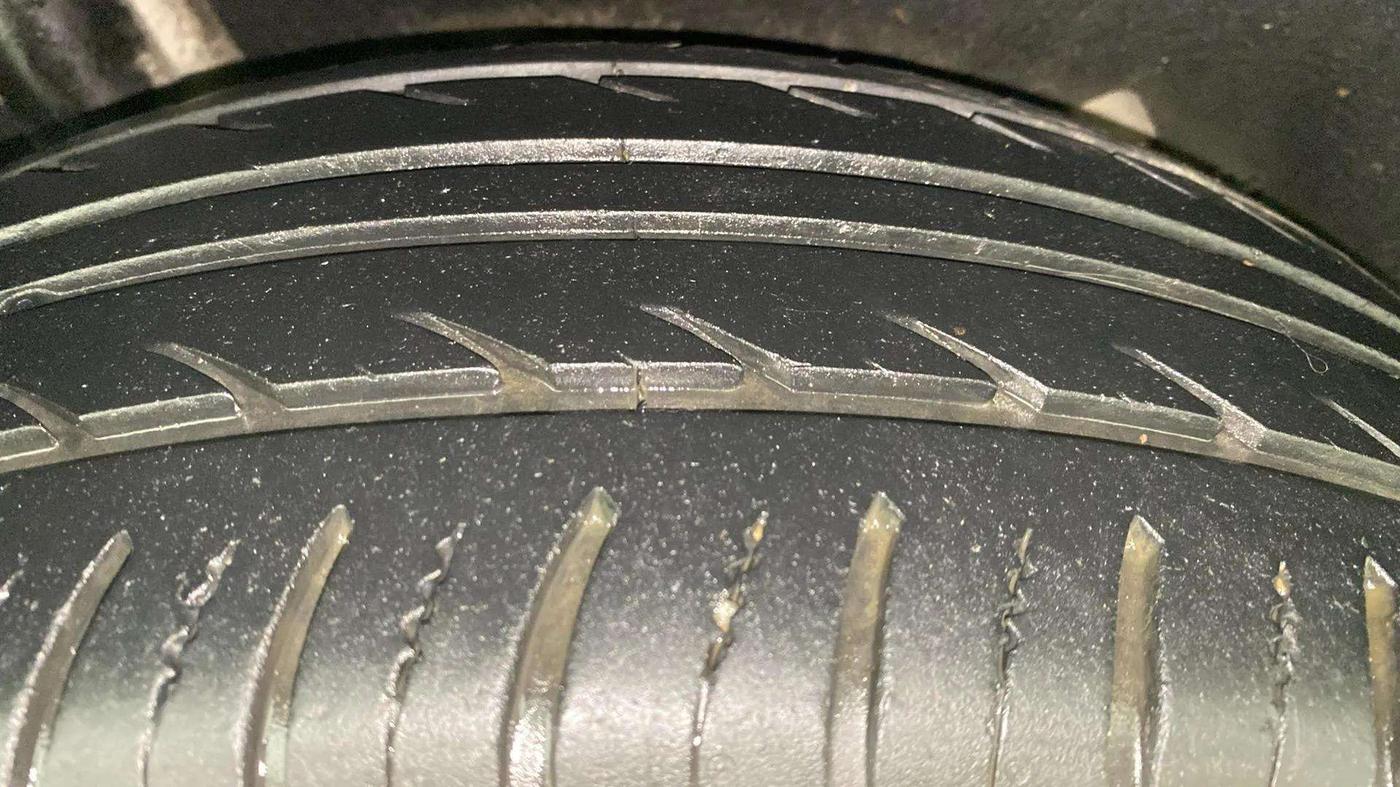 2019 Ford Ecosport TITANIUM + 1.5L PETROL AT, Petrol, Automatic, 31,992 km, Right Rear Tyre Tread