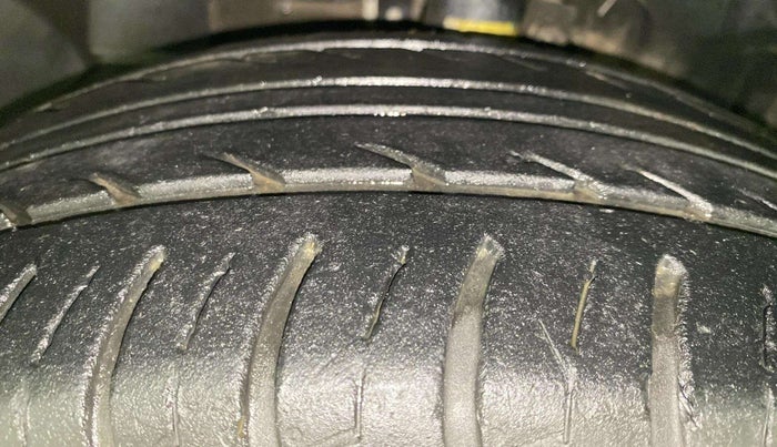 2019 Ford Ecosport TITANIUM + 1.5L PETROL AT, Petrol, Automatic, 31,992 km, Left Front Tyre Tread