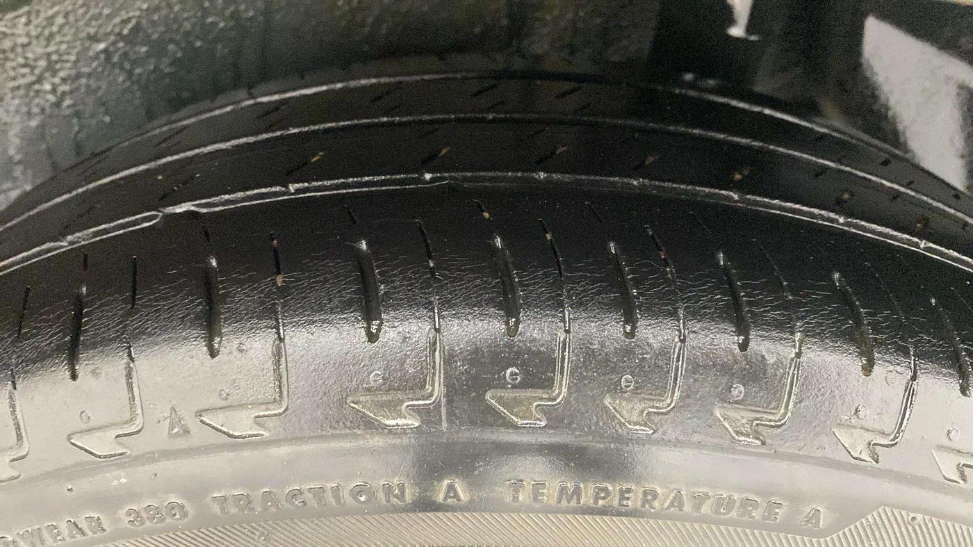 2018 Maruti IGNIS ZETA 1.2 AMT, Petrol, Automatic, 25,974 km, Left Rear Tyre Tread