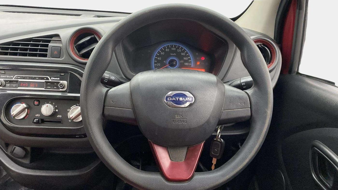2016 Datsun Redi Go S, Petrol, Manual, 43,584 km, Steering Wheel Close Up